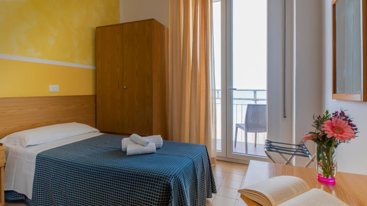 Hotel President'S Pesaro Exteriér fotografie
