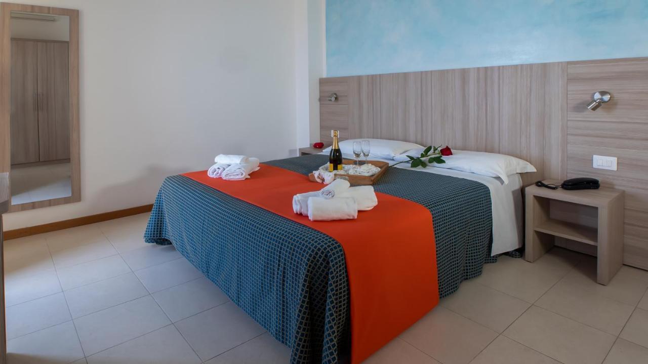 Hotel President'S Pesaro Exteriér fotografie